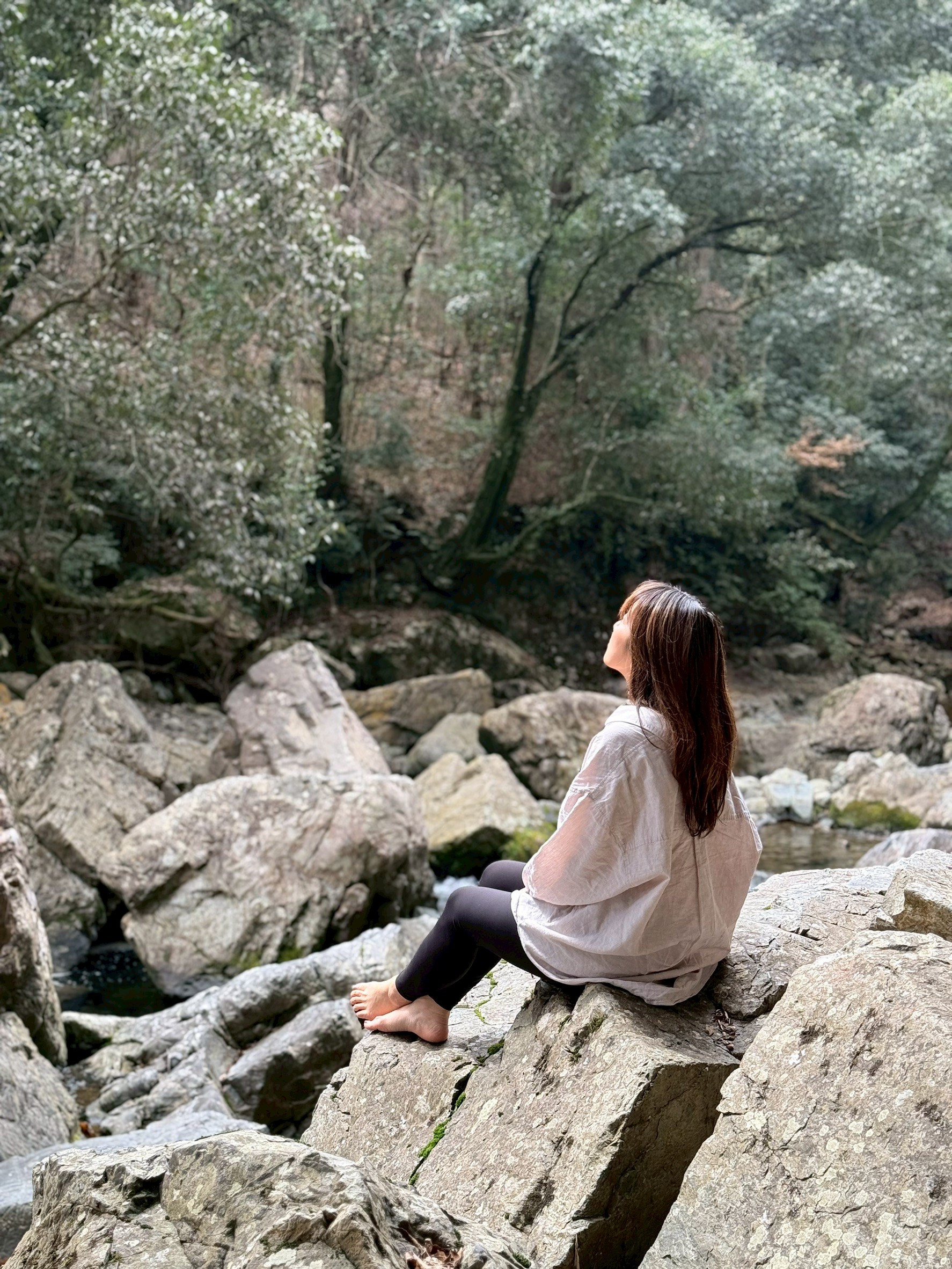 高槻のイベントで呼吸ヨガを担当するヨガヒーリングセラピストChihaRu